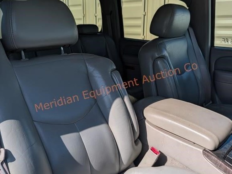 2006-gmc-yukon-xl-denali-image-21