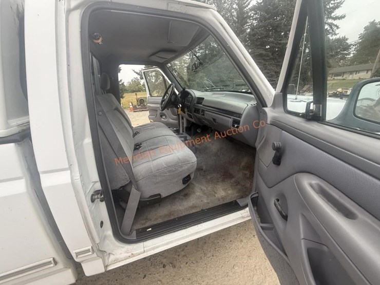 1994-ford-f150-xlt-image-23