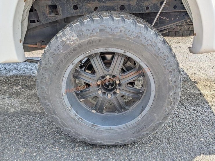 2016-ford-f150-xlt-image-16