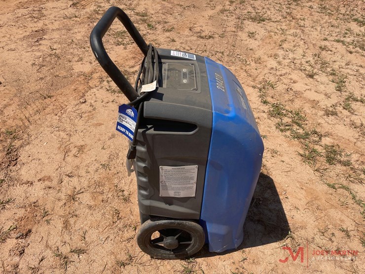 heavy-duty-dehumidifier-image-2