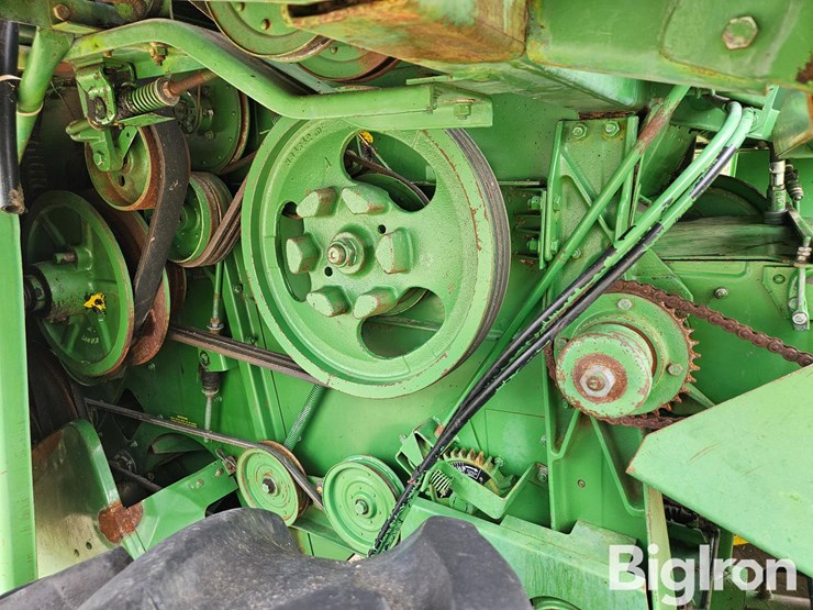 1975-john-deere-3300-image-14