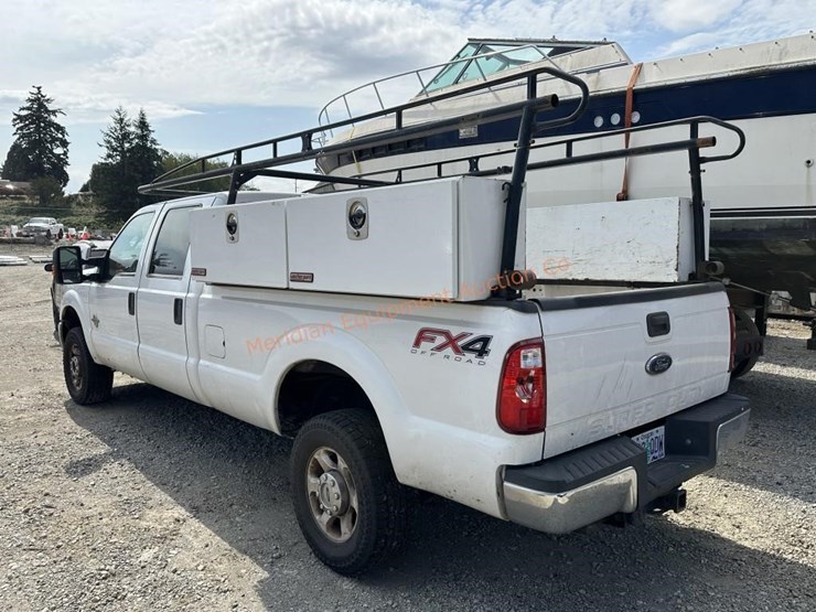 2016-ford-f350-xlt-image-3