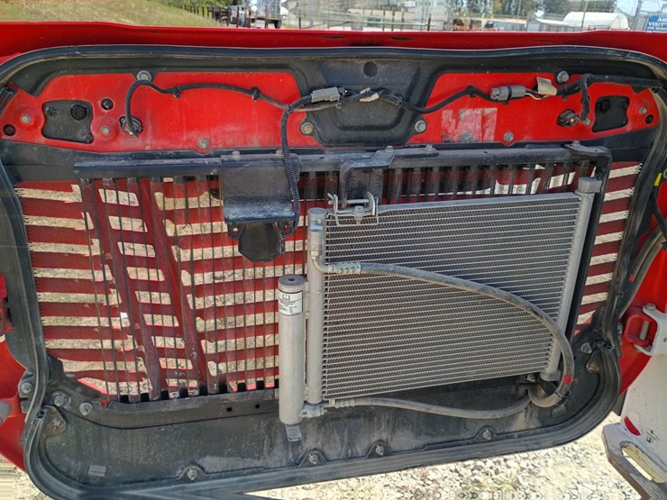 2022-bobcat-t66-image-16