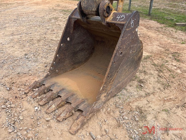 2003-caterpillar-320c-image-11
