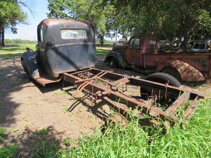 1938-ford-truck-image-3