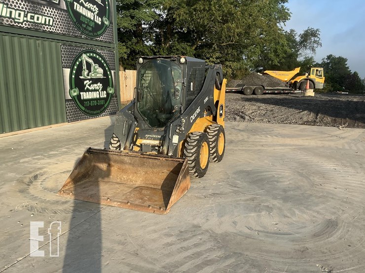 2022-deere-318g-image-8