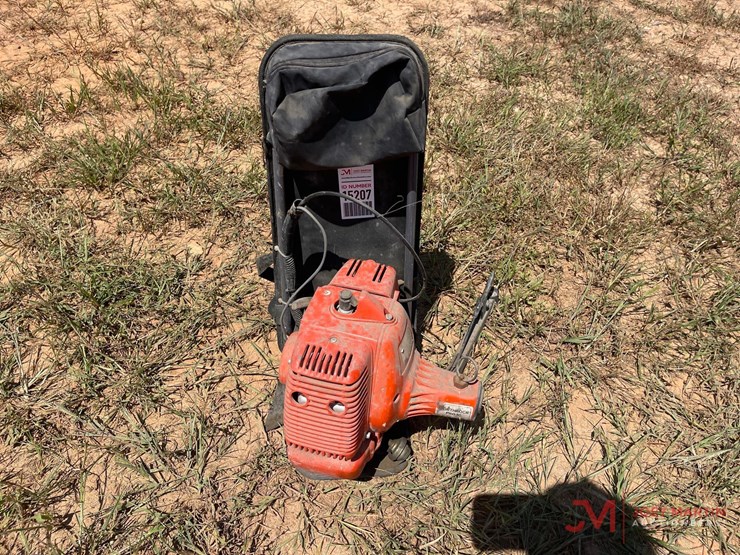 northrock-pro-50-backpack-concrete-vibrator-image-5