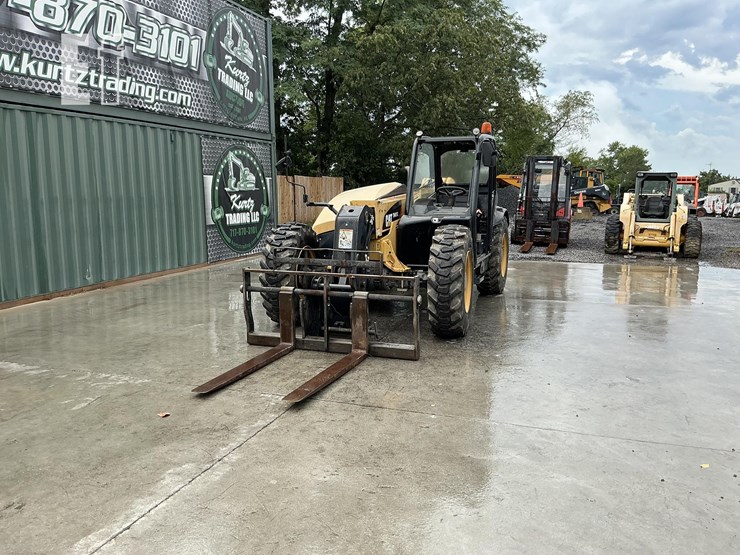 2014-caterpillar-th407c-image-8