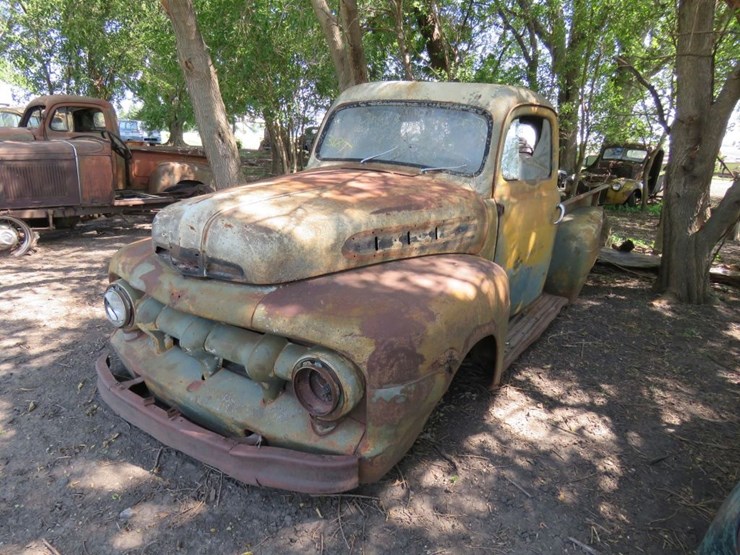 1951-ford-f1-image-2