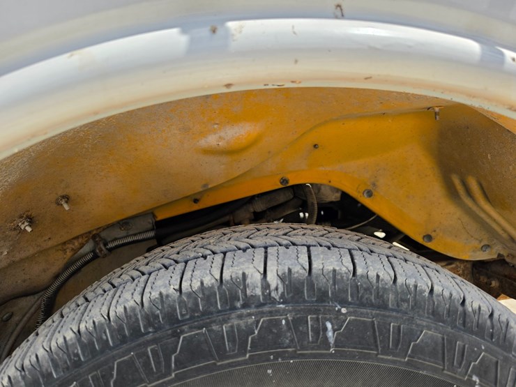 #26511-•-2005-gmc-savana-van-image-16