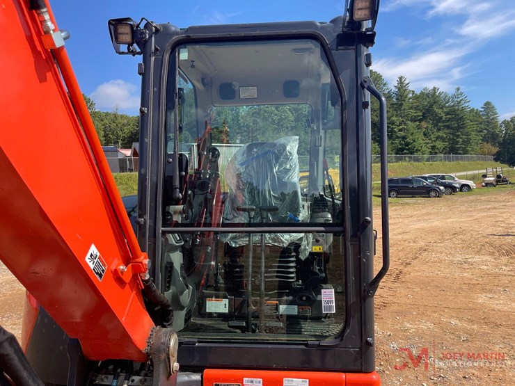 2023-kubota-u55-5-image-17