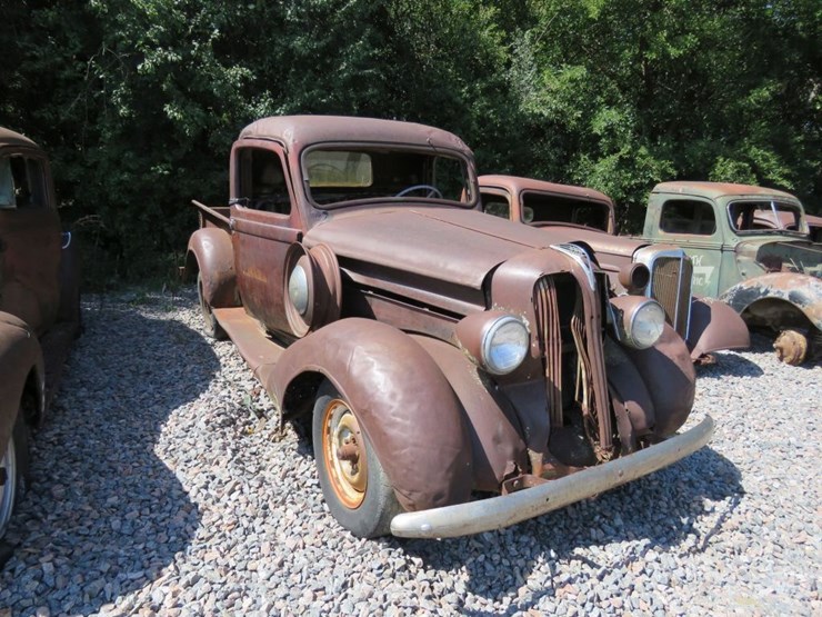 1937-pt-50-plymouth-pickup-image-2