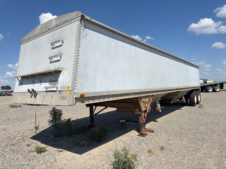 #45428-•-chamberlin-40'-t/a-hopper-bottom-trailer-inv#-45428-image-1