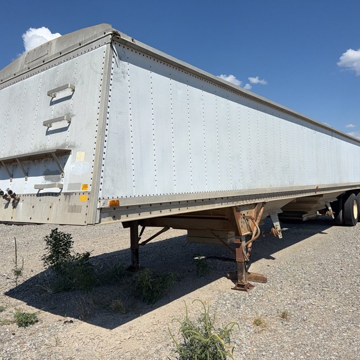#45428 • Chamberlin 40' T/A Hopper Bottom Trailer INV# 45428