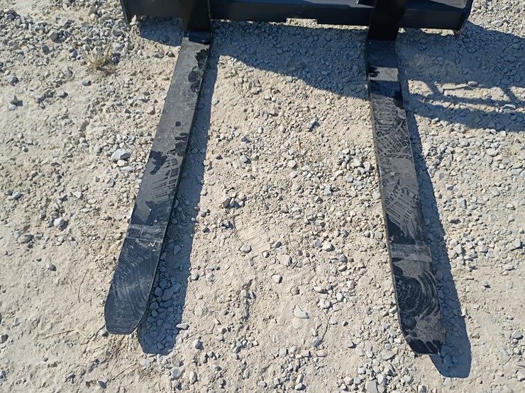 #l85-009-•-landhonor-pallet-fork-skid-steer-attachment-image-5