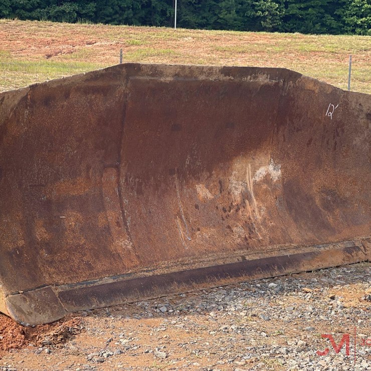 12' DOZER BLADE W/ ARMS