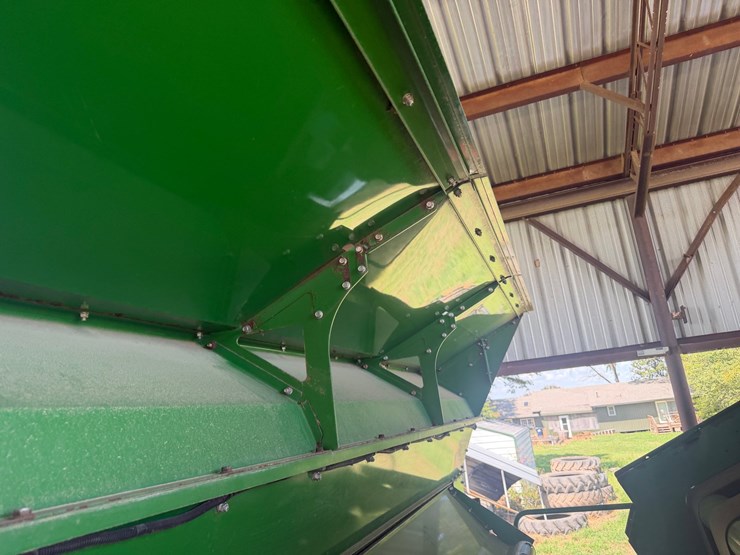 2015-john-deere-cp690-image-121