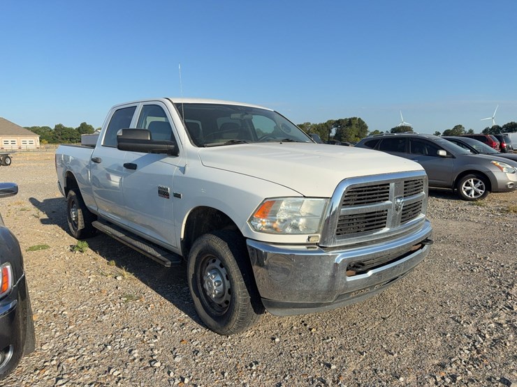 2012-dodge-ram-2500-image-2