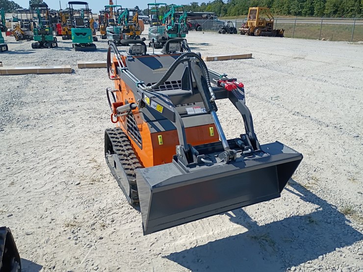 #l85-072-•-2026-landhonor-me380-mini-skid-steer-image-2