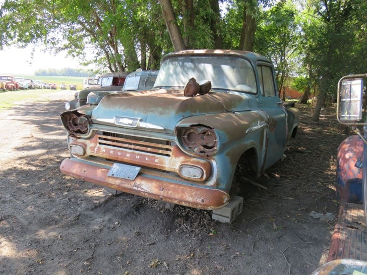 1958-chevrolet-apache-image-2