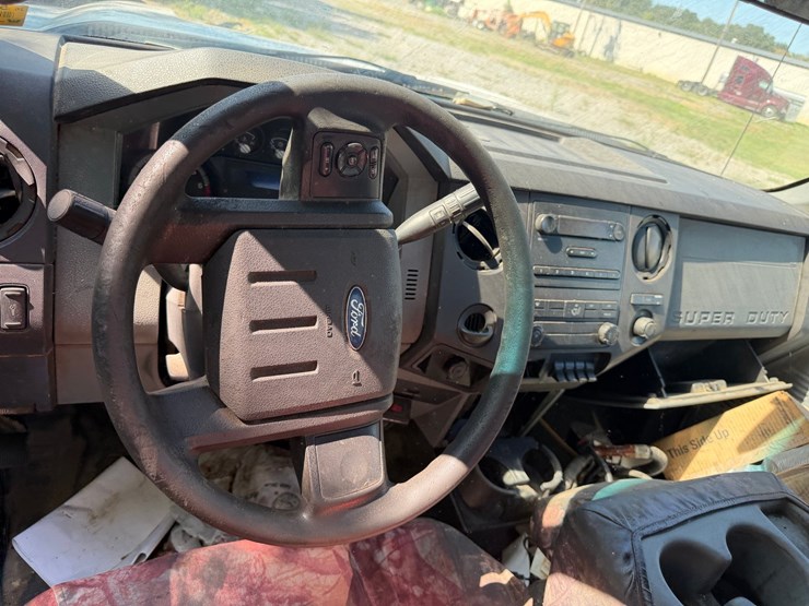 2012-ford-f350-image-62