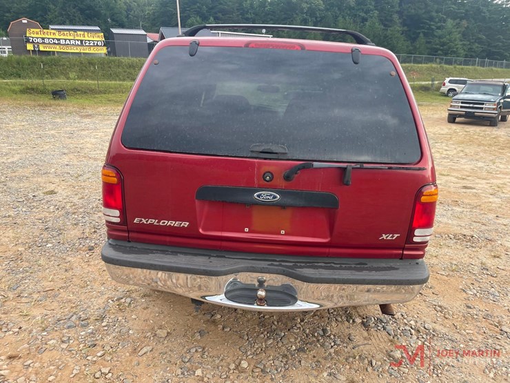 1998-ford-explorer-xlt-image-4