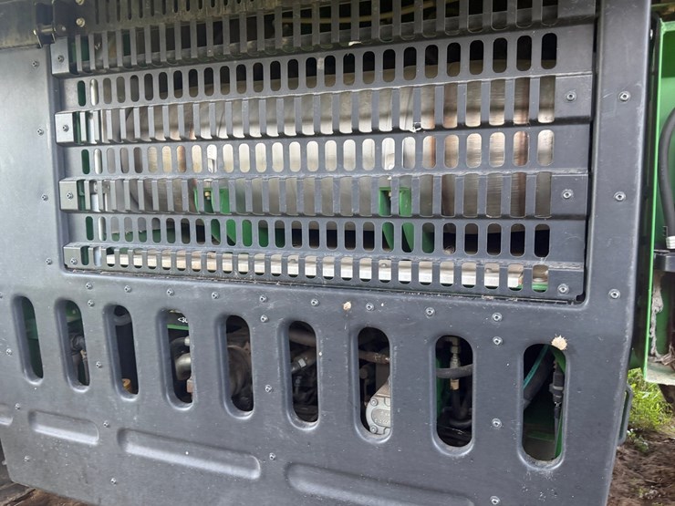 2015-john-deere-cp690-image-51