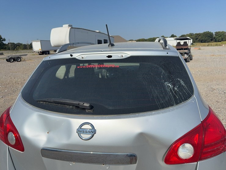 2014-nissan-rogue-image-15