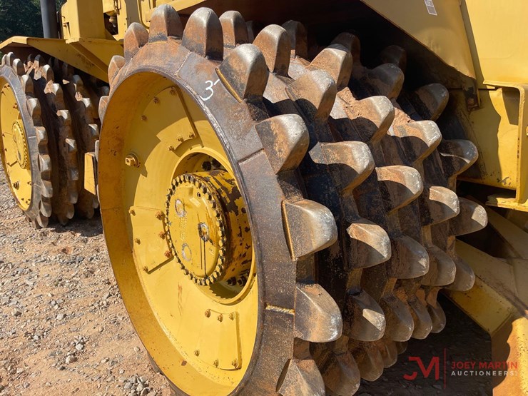 caterpillar-3208-image-9