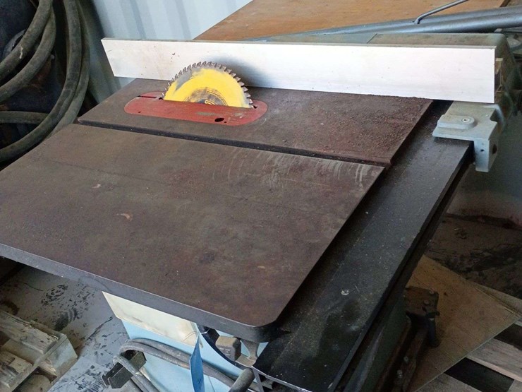 delta-table-saw-w/-extension-image-2