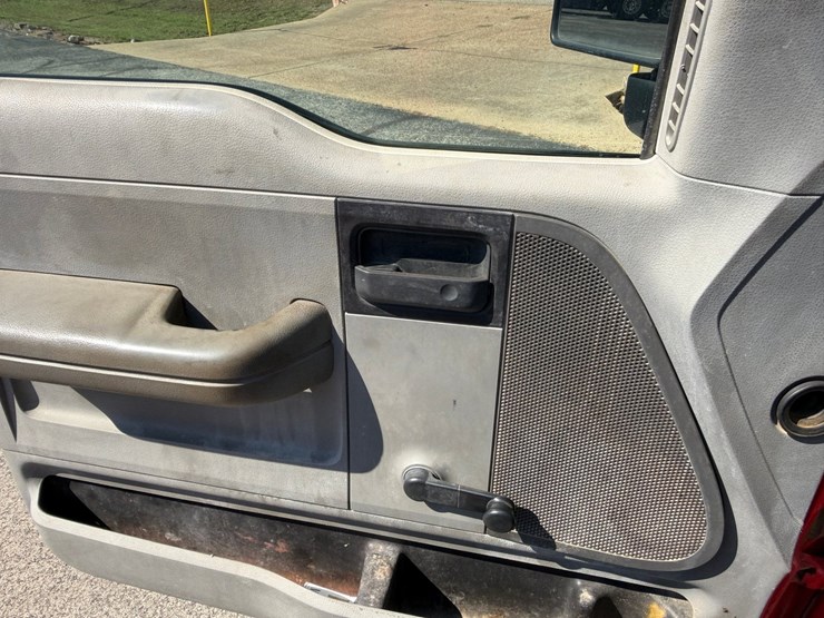 2005-ford-f150-image-54