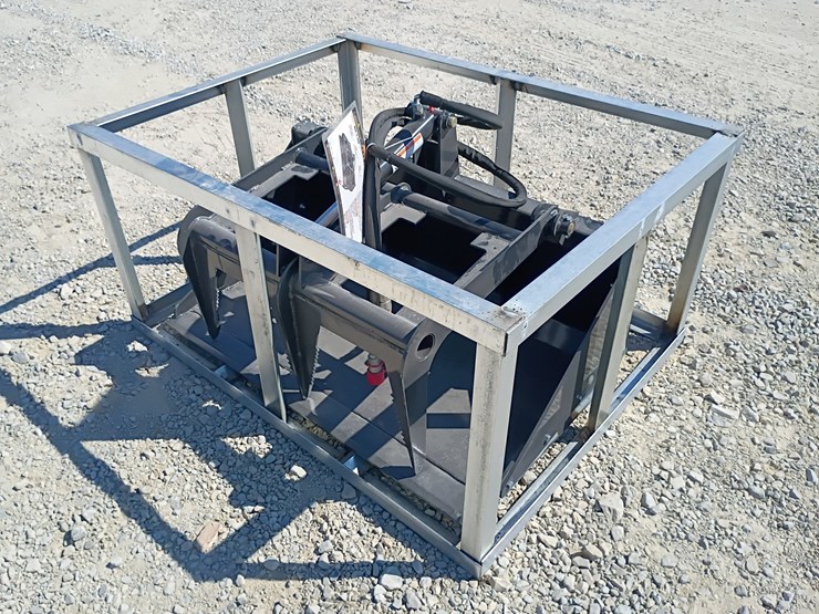 #l85-055-•-landhonor-grapple-bucket-mini-skid-steer-attachment-image-2
