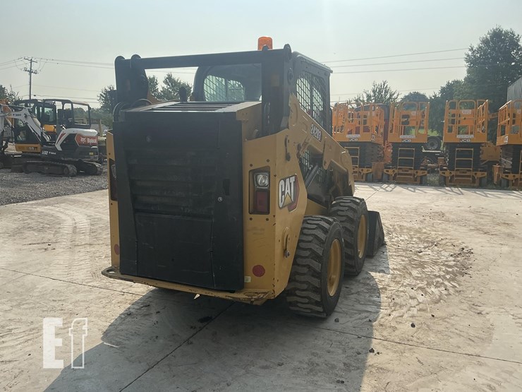 2020-caterpillar-242d3-image-4