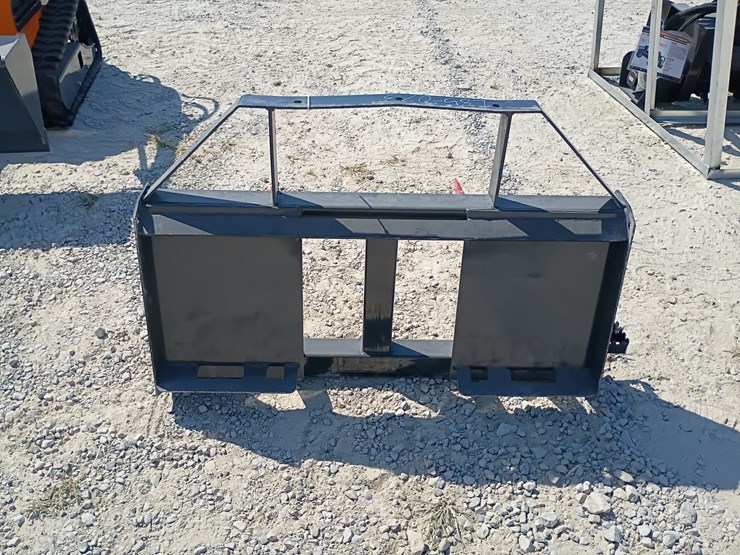 #l85-073-•-landhonor-bale-spears-skid-steer-attachment-image-3