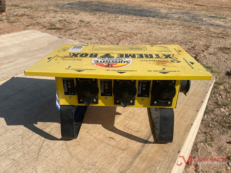 southwire-x-treme-power-distribution-box-image-3