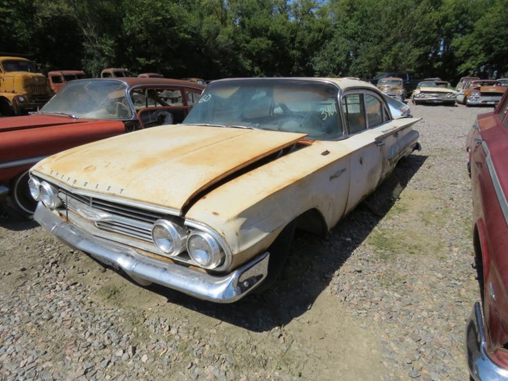 1960-chevrolet-belair-4dr-sedan-image-2