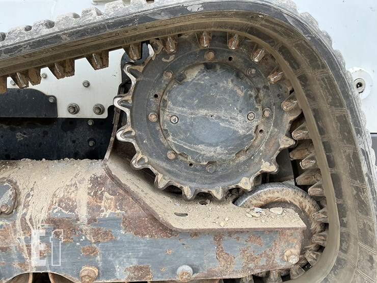 2019-bobcat-t770-image-9