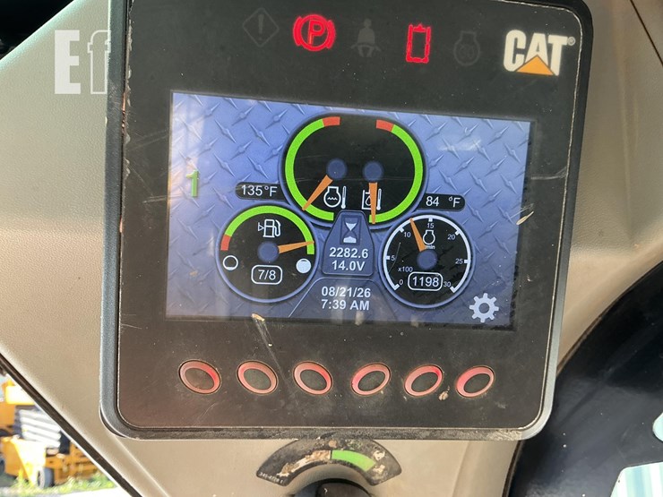 2020-caterpillar-249d3-image-17