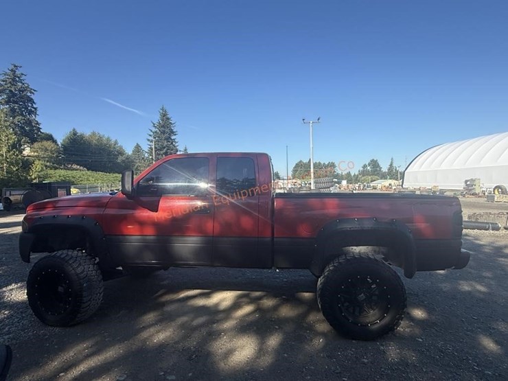 1998-dodge-ram-2500-image-4