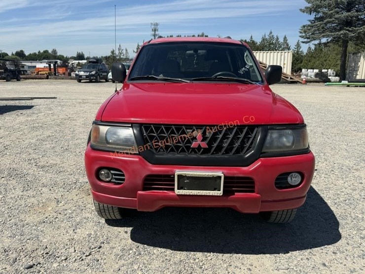 2001-mitsubishi-montero-sport-image-15