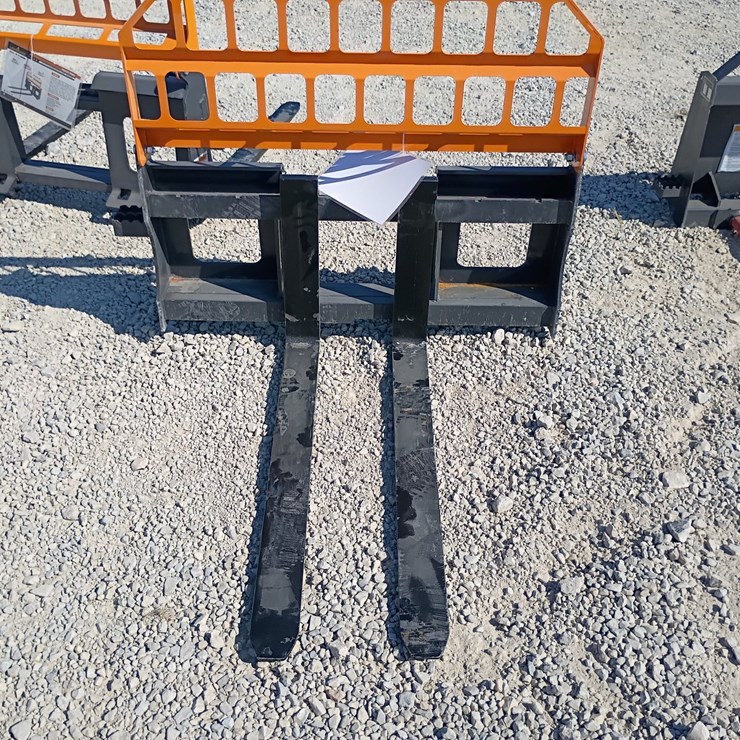 #L85-021 • Landhonor Pallet Fork Skid Steer Attachment