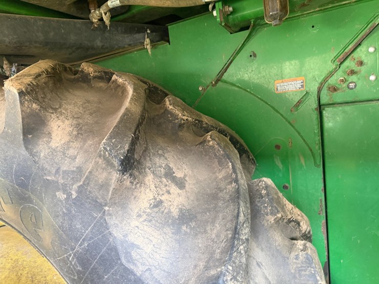 2015-john-deere-cp690-image-9
