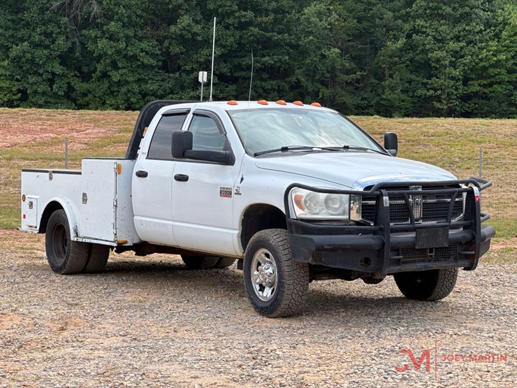 2008-dodge-ram-3500-image-1