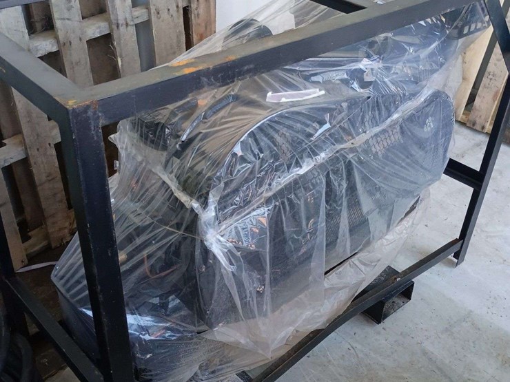unused-agt-industrial-air-compressor-image-1