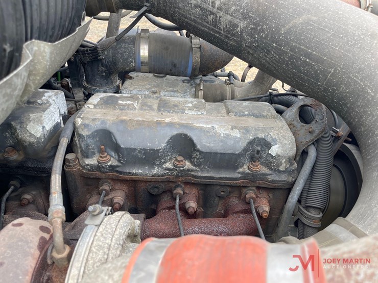 2007-mack-cv713-granite-tri-axle-dump-truck-image-19