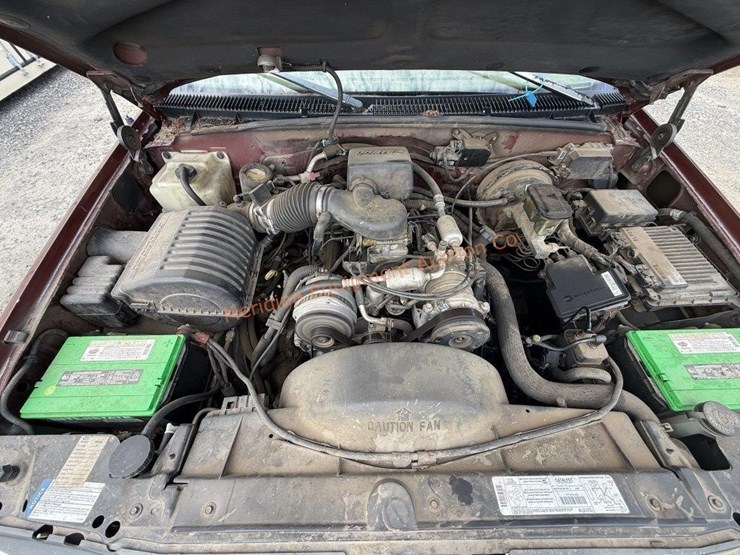 1998-chevrolet-suburban-1500-image-14