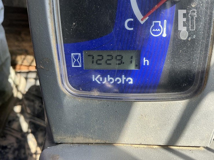 2017-kubota-svl75-2-image-18
