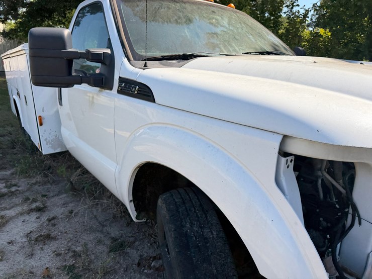 2012-ford-f350-image-38