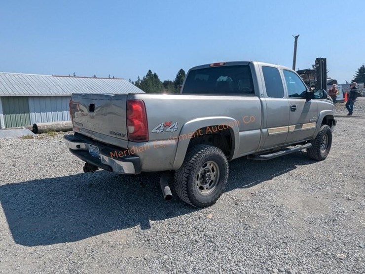 2003-chevrolet-silverado-2500hd-image-6