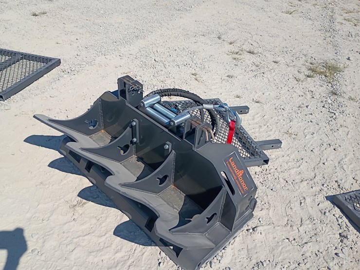 #l85-047-•-landhonor-logging-winch-skid-steer-attachment-image-2